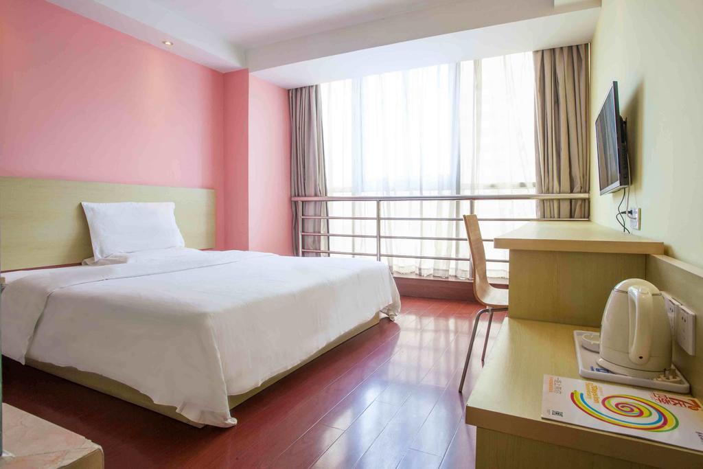 7Days Inn Wuhan Jiefang Park Branch Rum bild